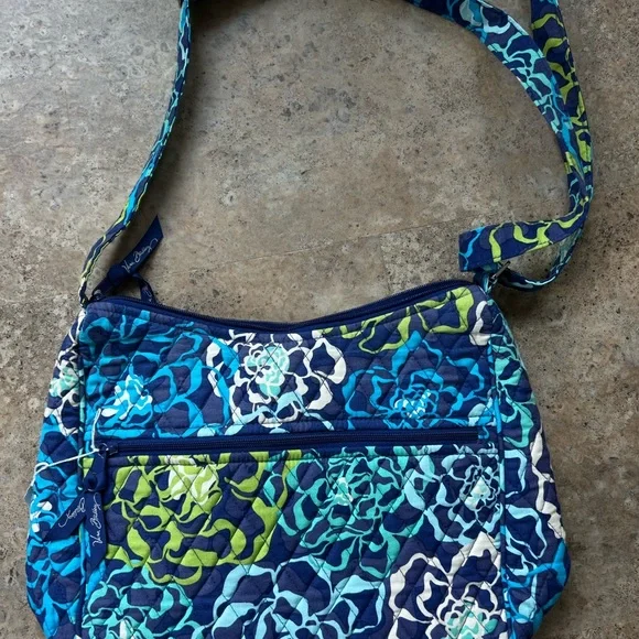 Vera Bradley Floral Blue and Green Women's Bag - Picture 1 of 3